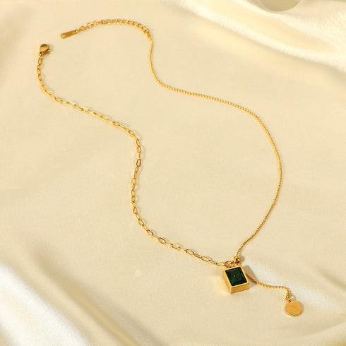 Y-formad Halsband/ Grön Cubic Zirconia